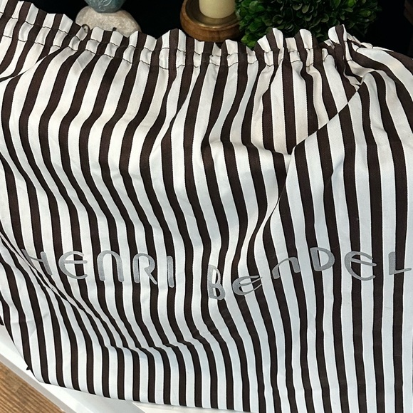 Henri Bendel NWT Disturbed Stripe Barrel Satchel Rare - Picture 13 of 16